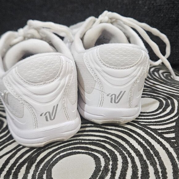 Ladies Varsity Cheer - Rise shoes - 6.5 - Picture 2 of 5